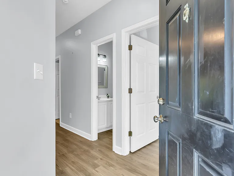 106 Westhaven Dr #6B — Photo 3