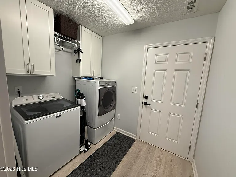 4933 White Oak River Rd — Photo 17