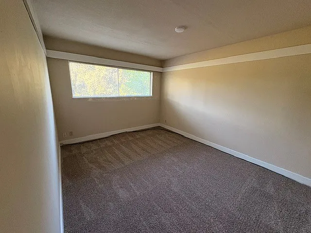 2 bed, 816 sqft, $2,200 — Photo 3