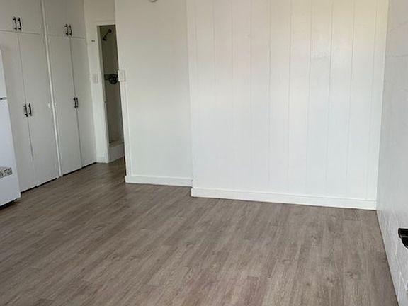 3rd image of 1313 Ahiahi St #B