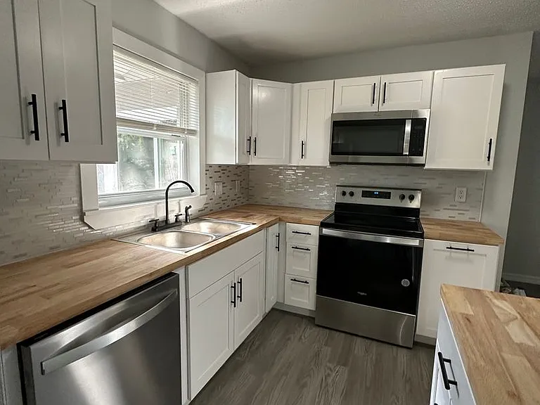 4959 Tangerine Ave — Photo 8