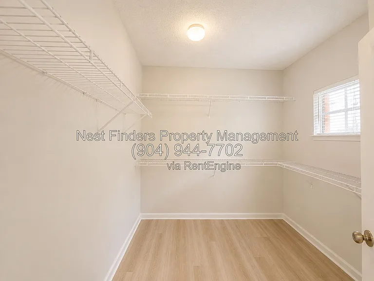 10000 Gate Pkwy N #1015 — Photo 16