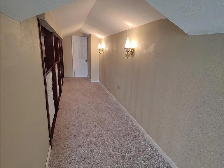 2715 Ashington Dr — Photo 17