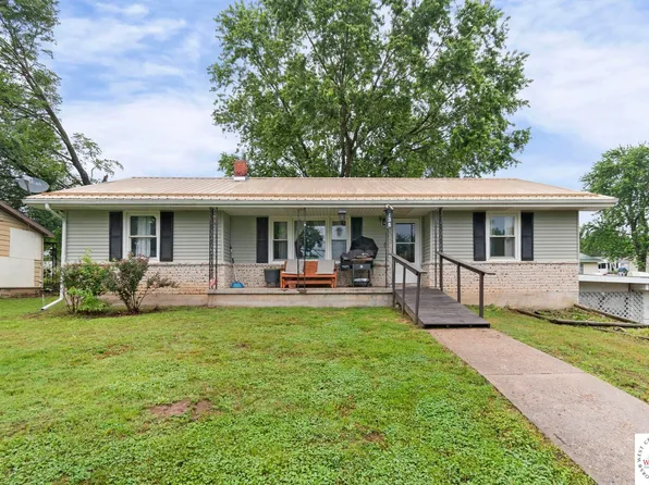 138 Cedar St, Warsaw, MO 65355