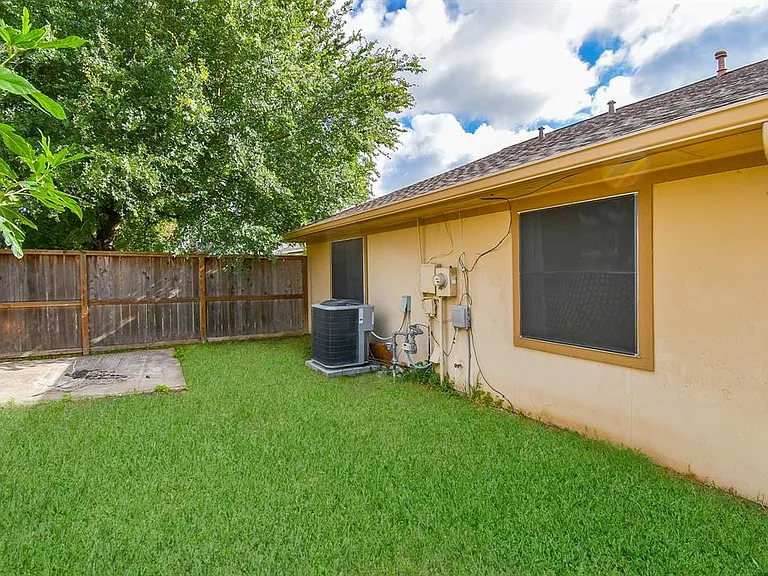 7117 Haven Creek Dr — Photo 15