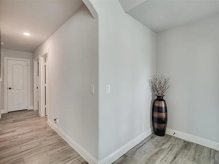2210 Moon Dance Ln — Photo 21