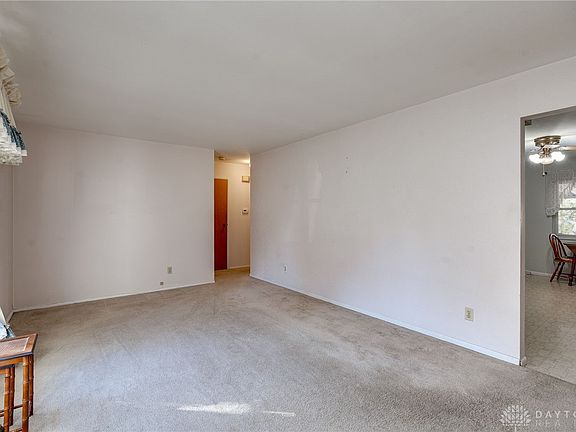 5th image of 227 S Butter St