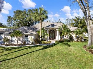 704 Fayette Pl, Lutz, FL 33549