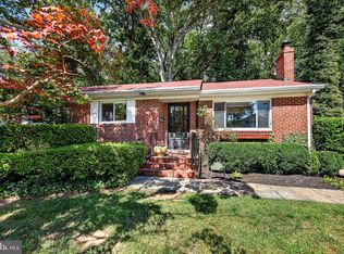 7426 Nancemond St, Springfield, VA 22150
