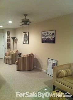 2nd Floor Loft
						:
						Spacious loft/family area, 2 BR, Jack/Jill bath & linen closet; Wired for HDM1