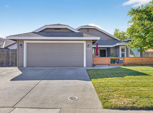 5146 Laguna Park Dr, Elk Grove, CA 95758