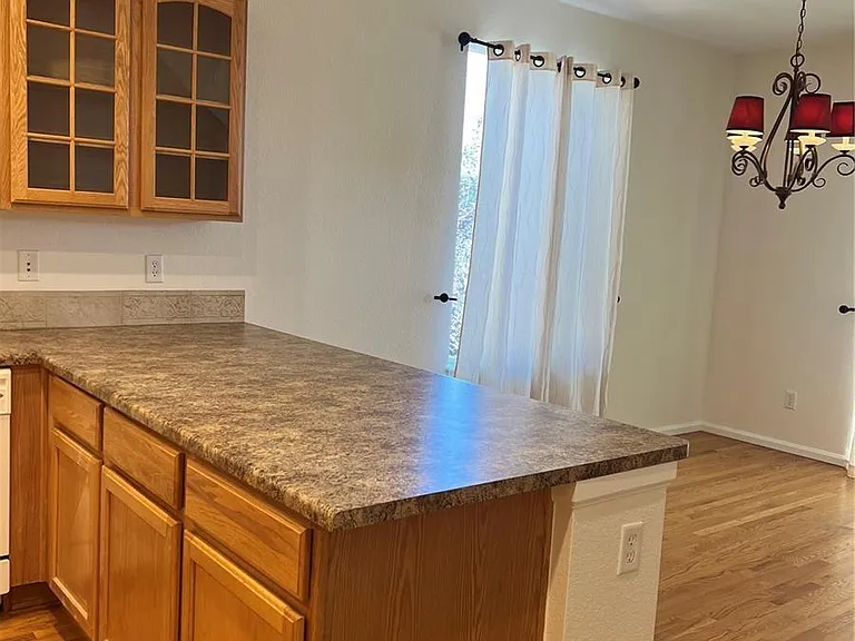 10839 Towerbridge Rd — Photo 4