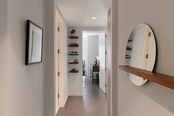 Rented by Extell Marketing Group LLC | media 44