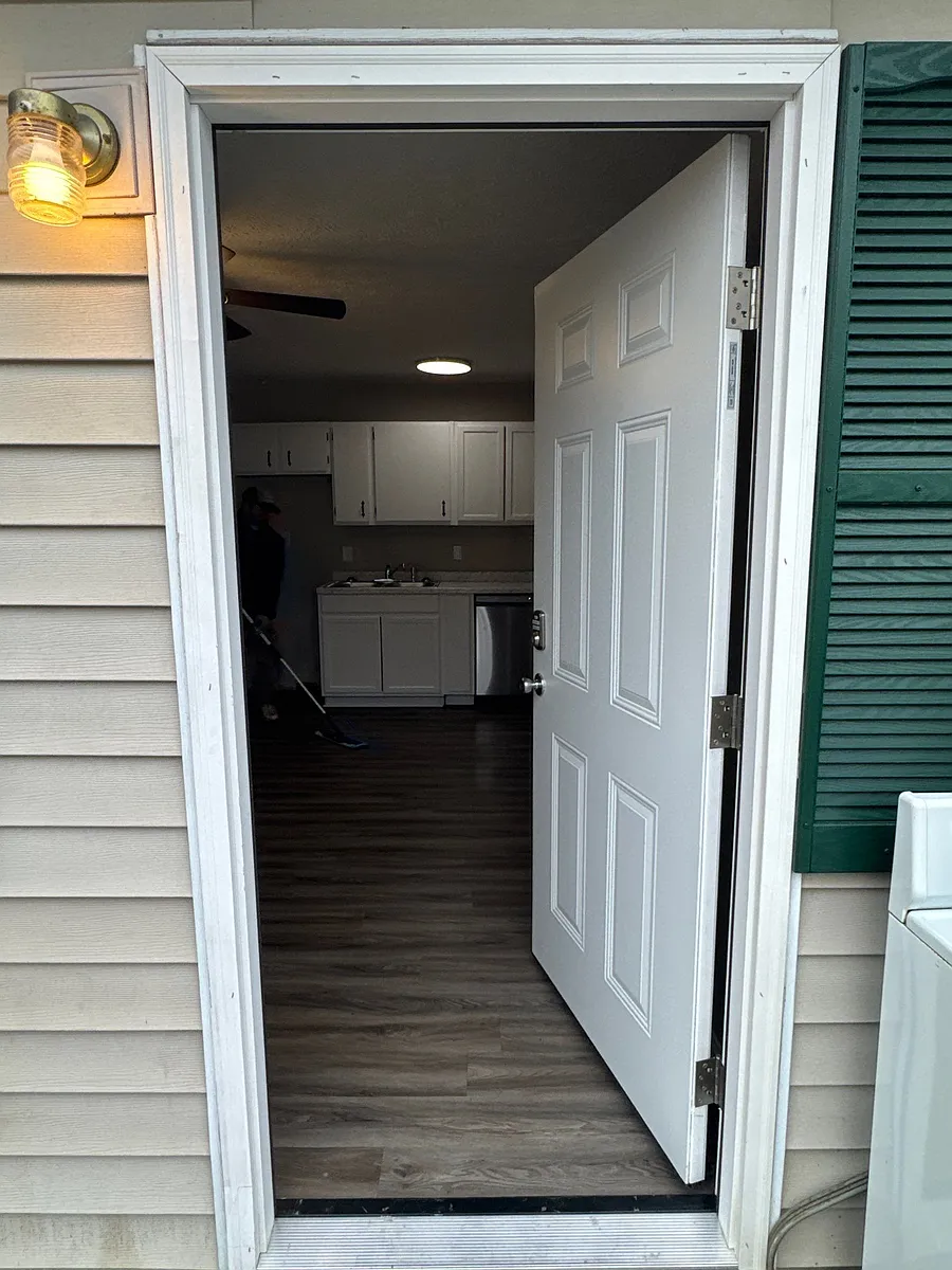 Building Photo - 222 Chapman Rd #B1