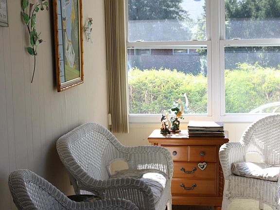 3rd image of 11 Valley Stream Drive #A