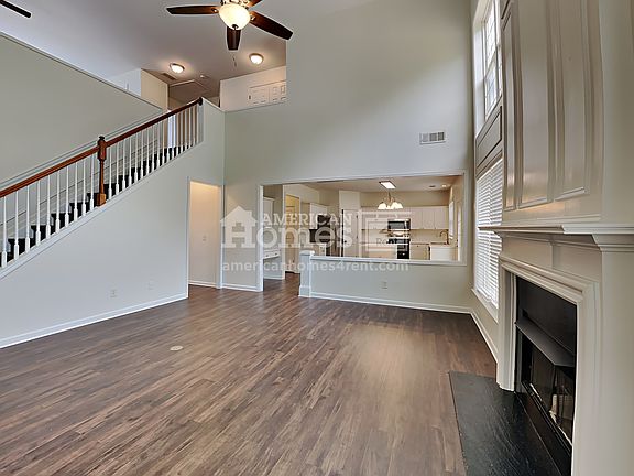 3rd image of 2503 Betsy Ross Ct