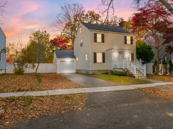 30 Winfield Drive, Stratford, CT 06615