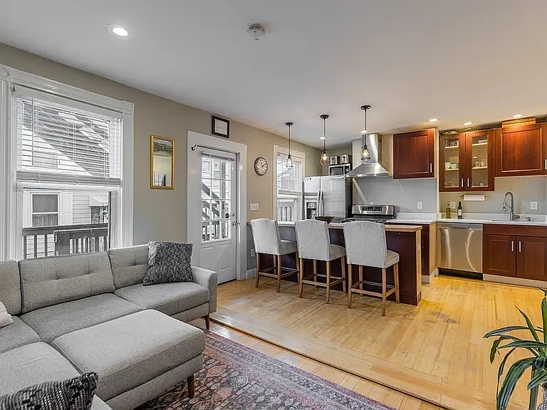 21 Lamson St #2 — Photo 9
