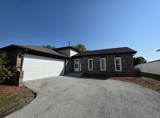 6103 Sunflower Dr, Matteson, IL 60443