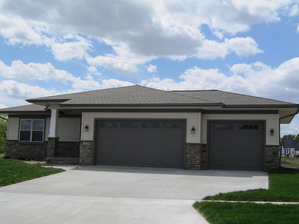 1st image of 4229 Aldrin Ave