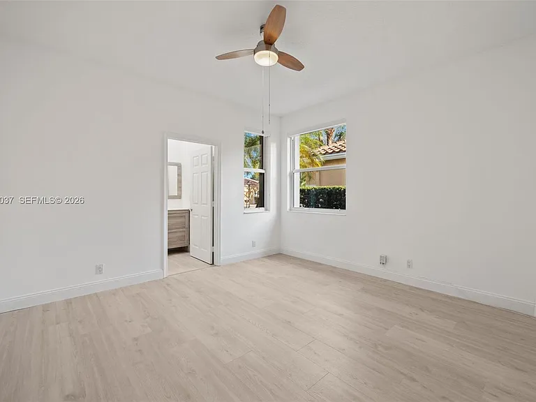 2497 Bay Isle Dr — Photo 21