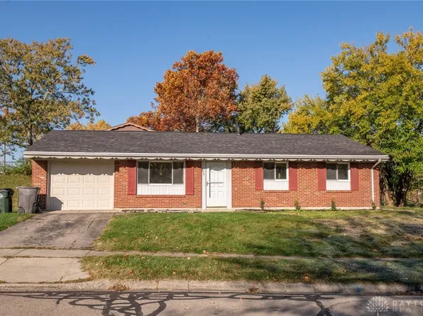 370 Ellenwood Dr, Dayton, OH 45449