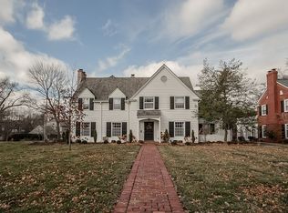 6450 Sagamore Rd, Mission Hills, KS 66208