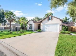 288 Villager Dr, Saint Simons Island, GA 31522