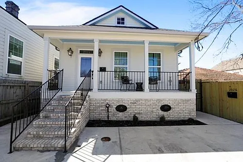 2024 Mandeville St Photo 1