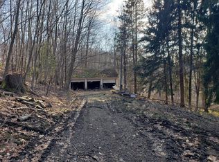 233 Halyday Run Rd, Oil City, PA 16301