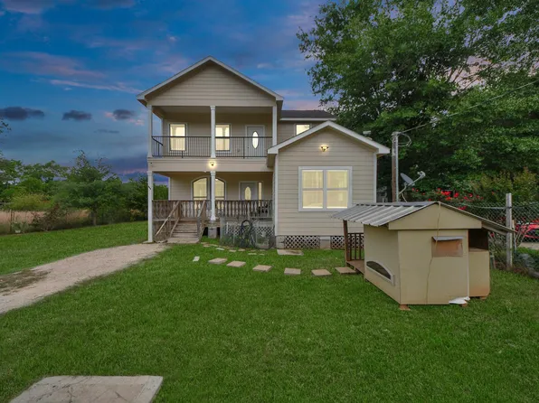 260 County Road 3416, Cleveland, TX 77327