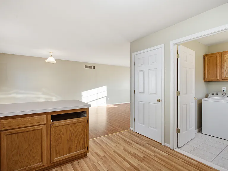 4118 Devon Rd — Photo 12