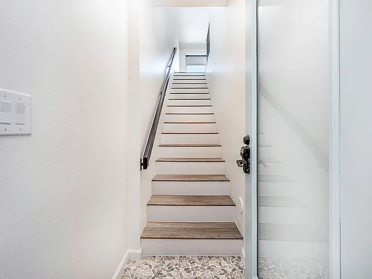 16625 S Pacific Ave #B — Photo 7