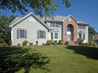 7 Talmadge Ln, Basking Ridge, NJ 07920