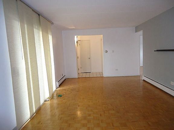 2nd image of 10035 S Cicero Ave APT 205