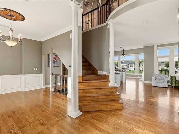 5th image of 2808 SW Arthur Dr