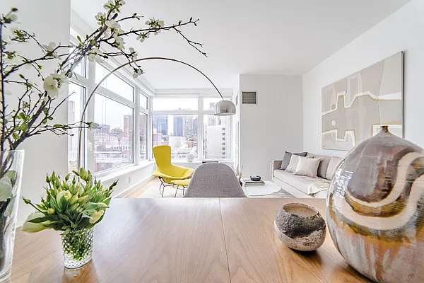 Sold by Compass | media 22