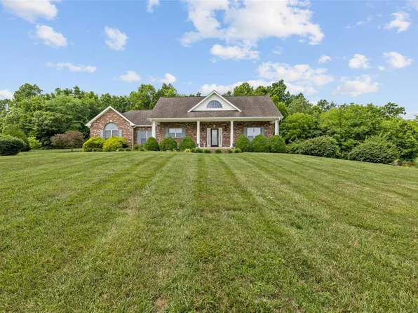 1207 Hawthorn Rdg, Doe Run, MO 63637