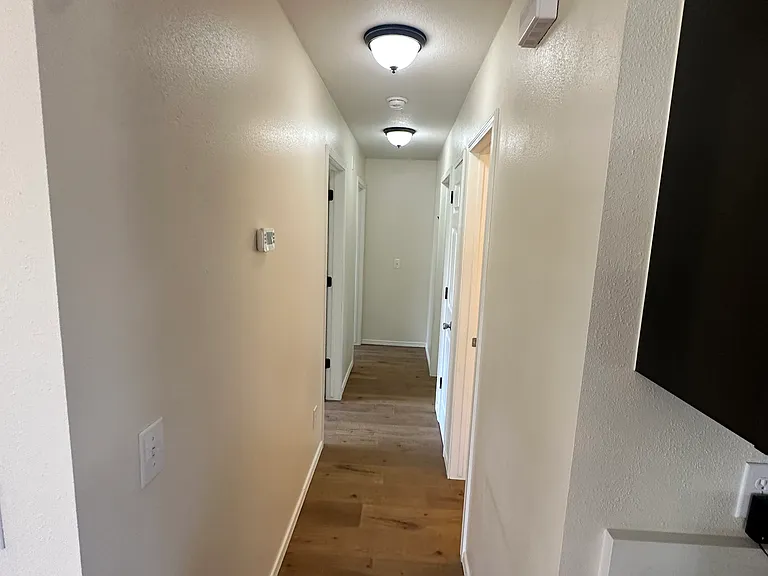 4172 Backus Ave — Photo 4