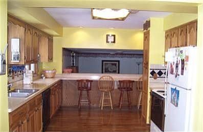 3rd image of 2600 Augustine Dr