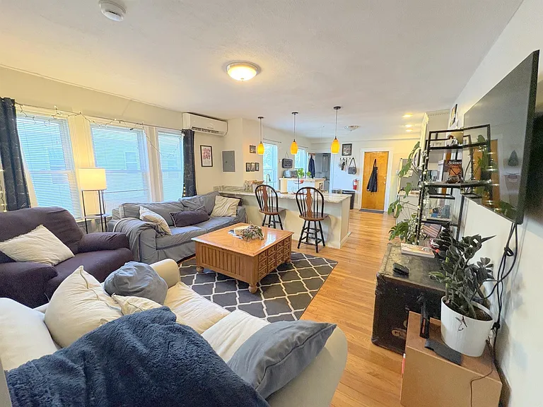 167 Harvard St #2 — Photo 9
