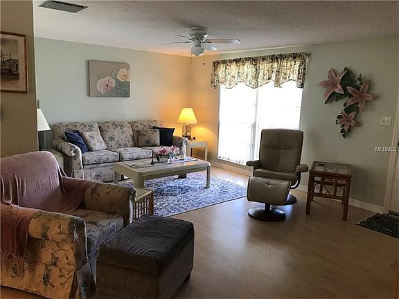 3rd image of 3664 Rockaway Dr