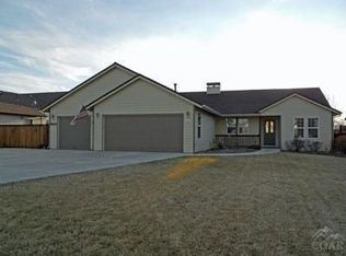 2651 NW Canyon Dr, Redmond, OR 97756