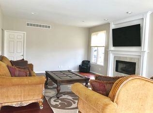 7131 Yarmouth Ct, West Bloomfield, MI