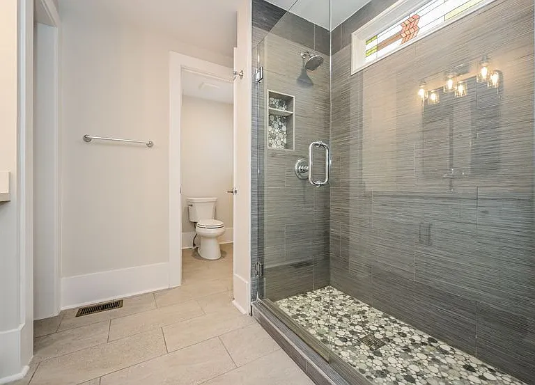 616 Linwood Ave NE #C — Photo 14