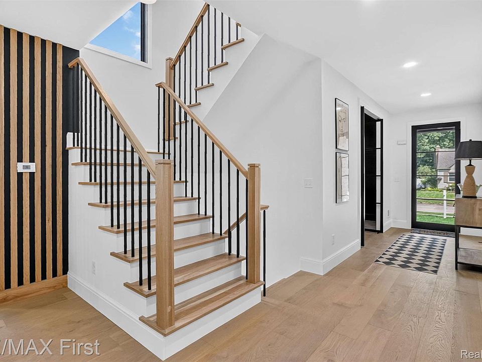1037 Butternut Ave, photo 8