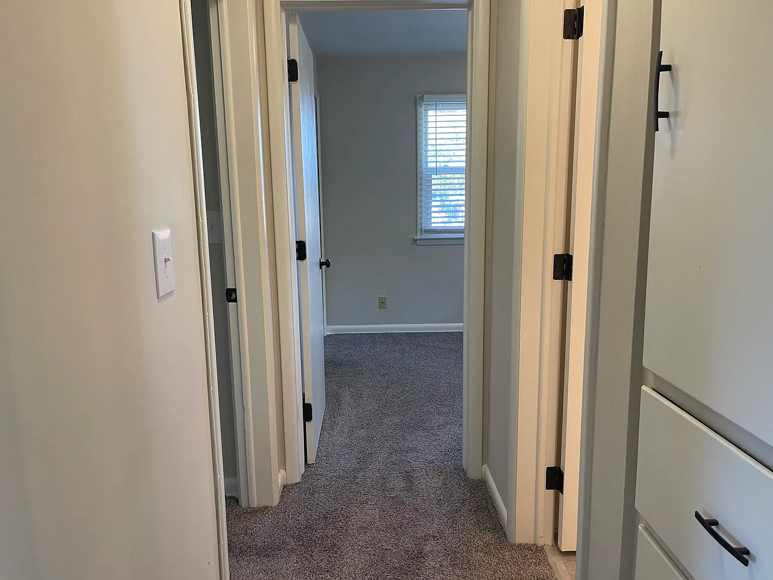 2 bed, 765 sqft, $1,090 — Photo 4