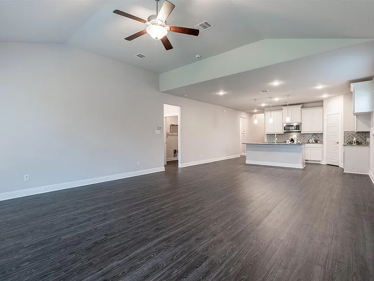 16611 Highland Country Dr — Photo 16