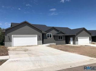1215 N Archer Ave, Sioux Falls, SD 57103