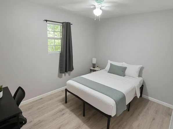 (undisclosed Address), Houston, TX 77016
